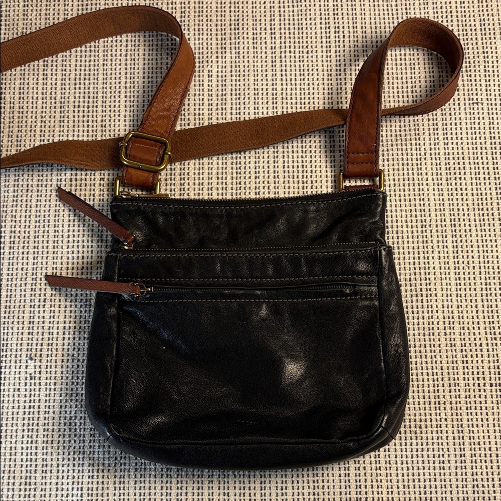 Fossil Midnight Black Leather Crossbody Bag